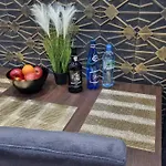 Luxury Seveeu Apartment Warsaw
