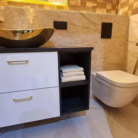 Luxury Seveeu *