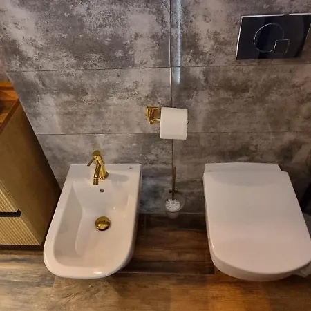 Luxury Seveeu وارسو