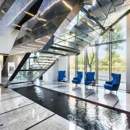 Luxury Seveeu Apartman *