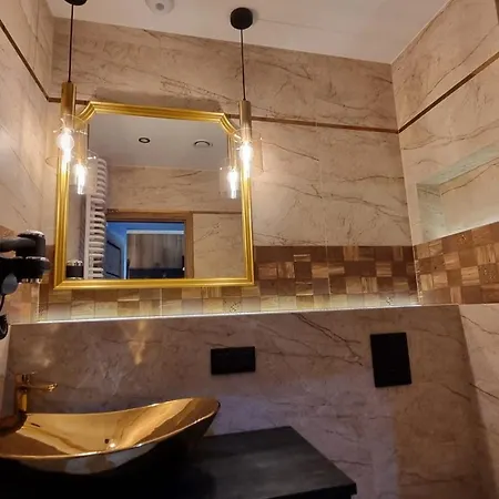Luxury Seveeu Apartman Varsó