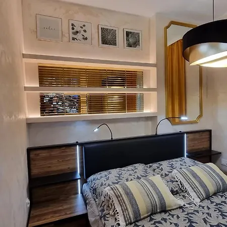 Luxury Seveeu Apartman