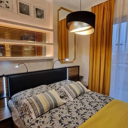 Luxury Seveeu Apartment