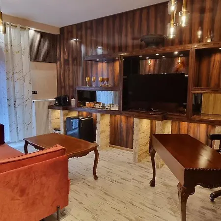 Luxury Seveeu Apartment Warsaw