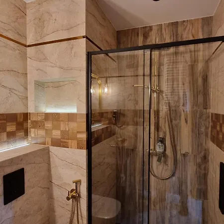 Luxury Seveeu