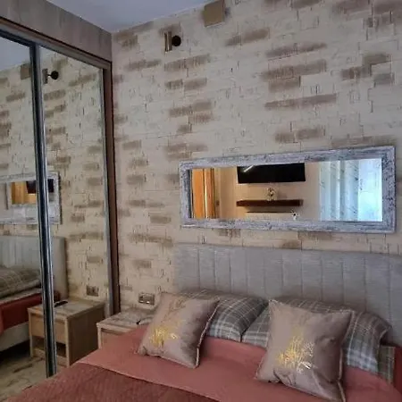 Luxury Seveeu * Varşova